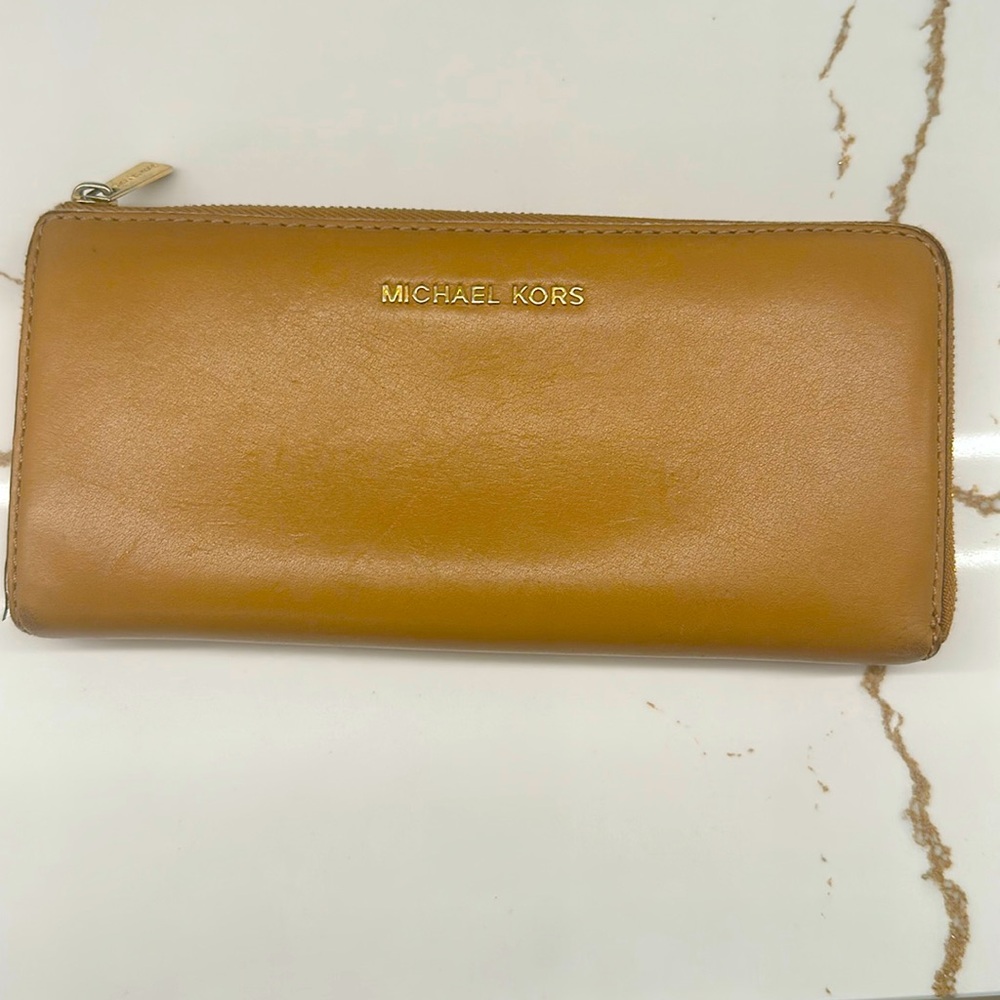 Michael Kors wallet